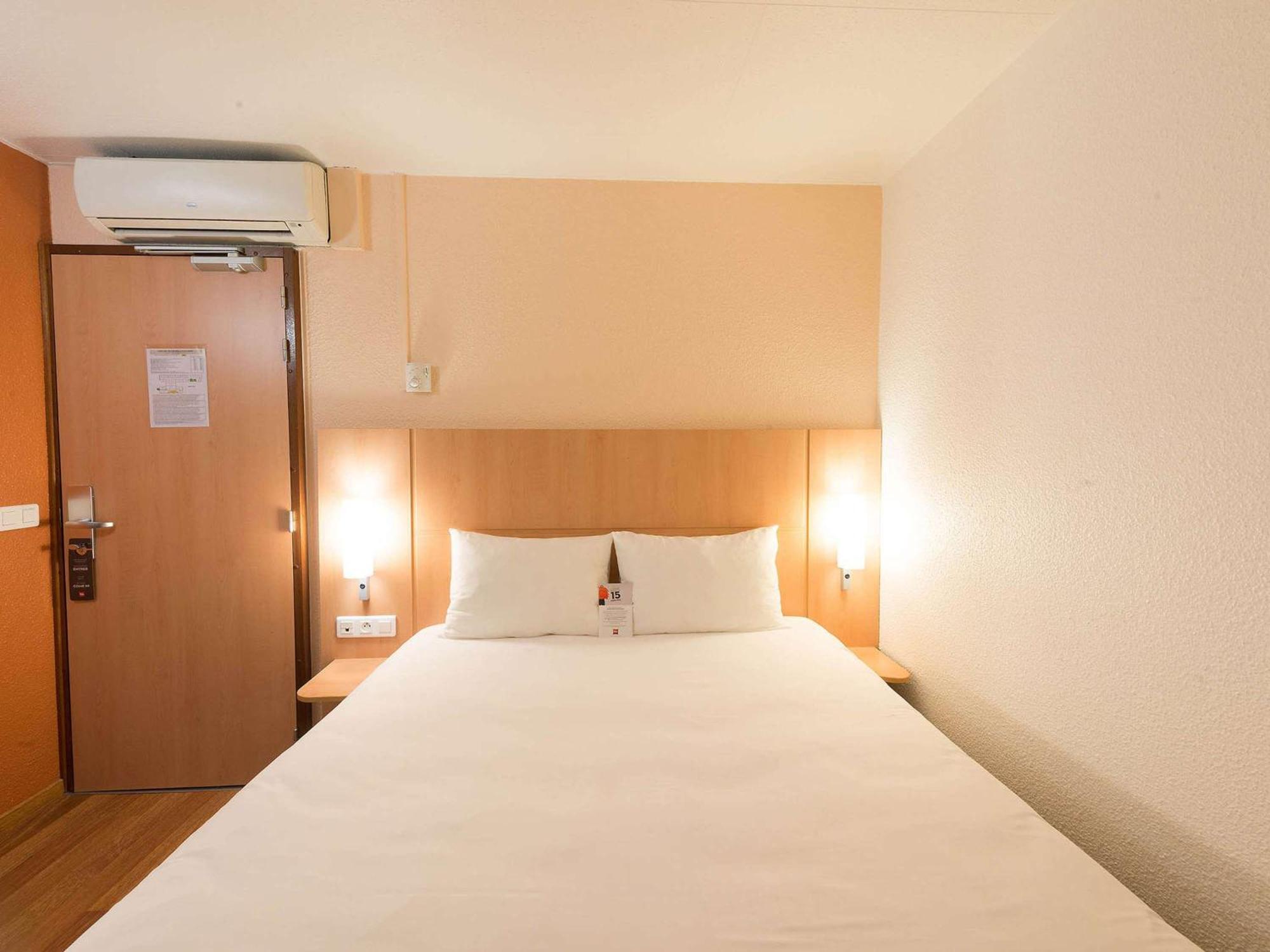 Ibis Limoges Centre Hotell Exteriör bild